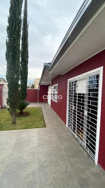 Foto Imóvel - Casa Com 3 Quartos, Sendo 1 Suíte, Em Oficinas