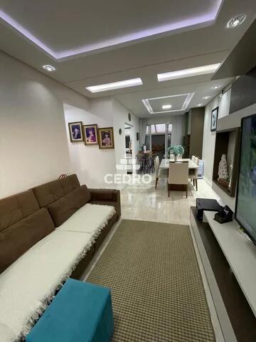 Foto Imóvel - Apartamento Com 3 Quartos, Sendo 1 Suíte, Em órfãs