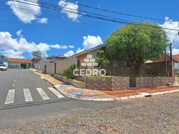 Foto Imóvel - Casa Com 4 Quartos, Sendo 1 Suíte, No Contorno