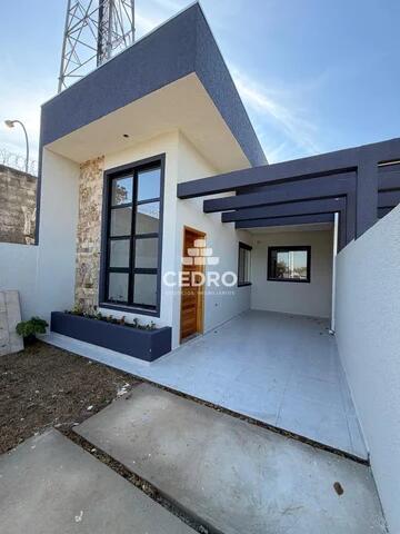 Foto Imóvel - Casa Com 3 Quartos, Sendo 1 Suíte, Em Olarias