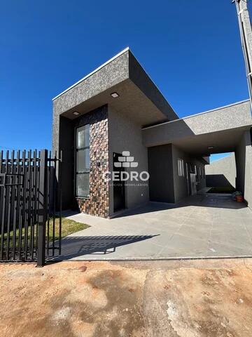 Foto Imóvel - Casa Com 3 Quartos, Sendo 1 Suíte, No Cará Cará