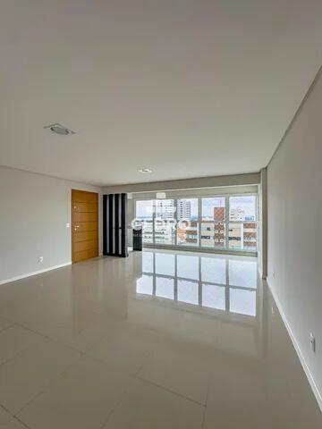Foto Imóvel - Apartamento Com 3 Quartos, Sendo 1 Suíte, Na Vila Estrela