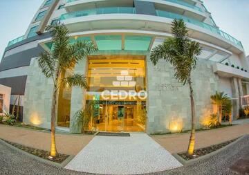 Foto Imóvel - Excelente Apartamento Com 3 Quartos, Sendo 1 Suíte E 2 Demi-suítes No Centro