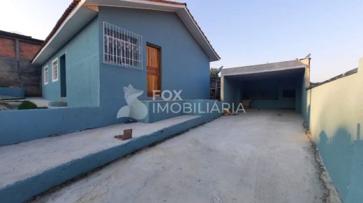 Casa à Venda No Bairro Coronel Cláudio - Uvaranas