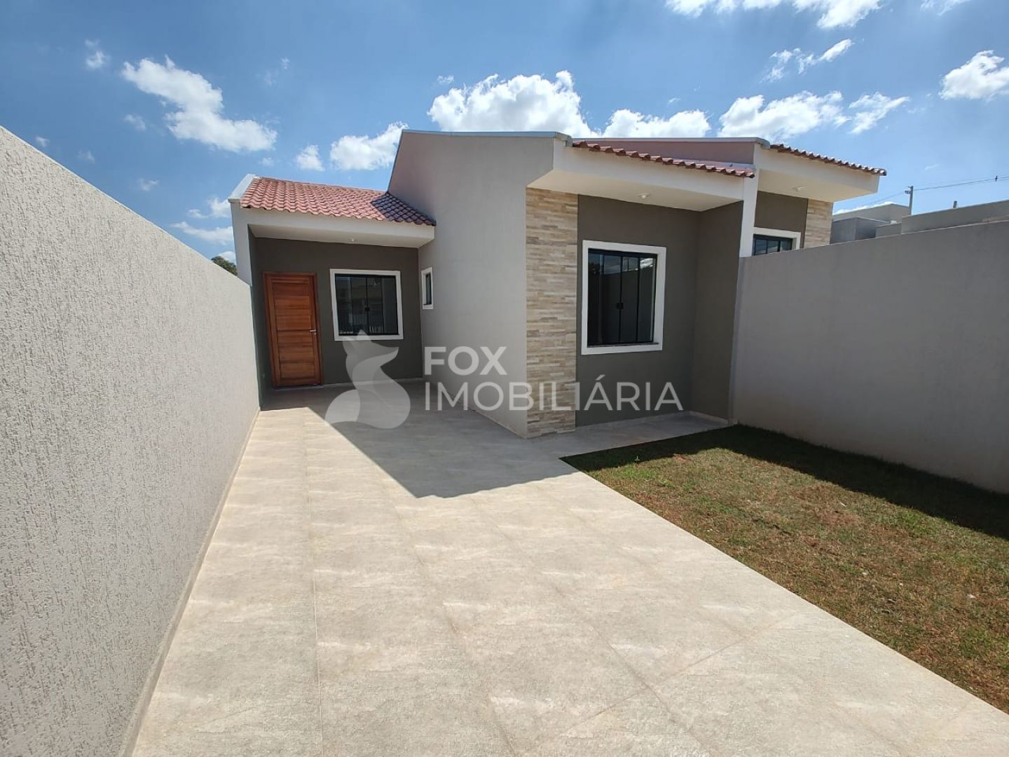 Casas à Venda No Bairro Dona Marly - Uvaranas