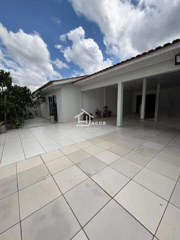 Foto Imóvel - Casa  á Venda Em Uvaranas