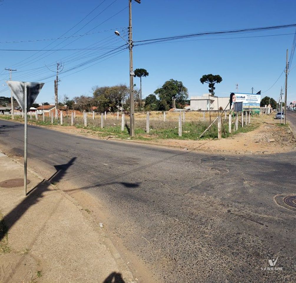 Terreno De Esquina à Venda Em Uvaranas