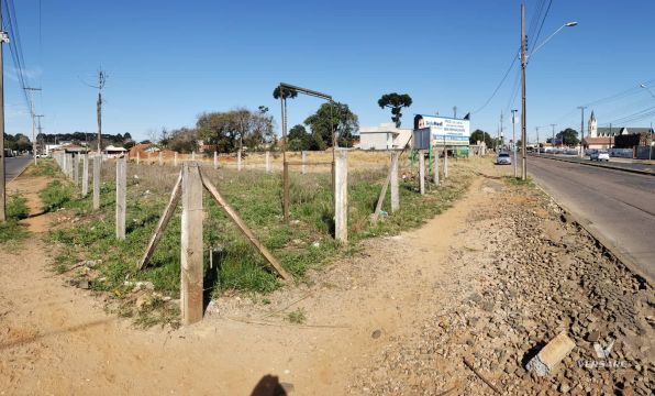 Terreno De Esquina à Venda Em Uvaranas