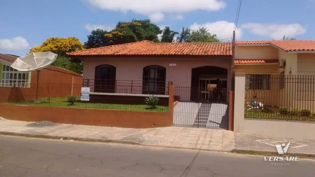 Casa à Venda Em Uvaranas