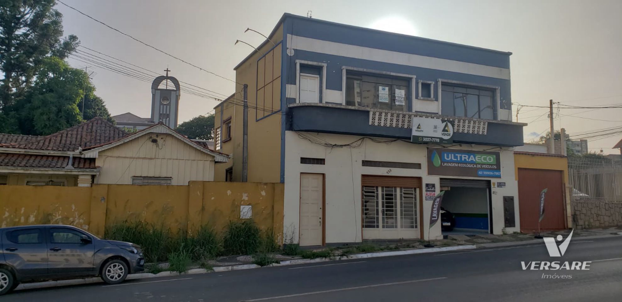 Casa comercial à venda em Oficinas