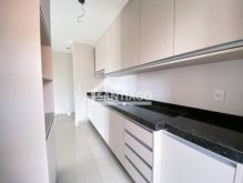 <strong>Apartamento semimobiliado no Edifício Saeva</strong>