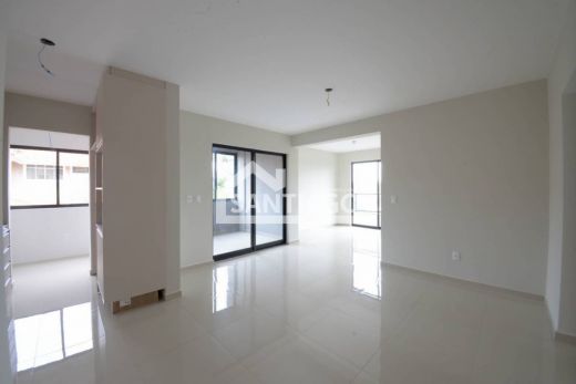 Apartamento Semimobiliado No Edifício Saeva