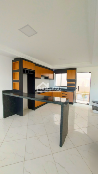 Sobrado Semimobiliado Com 3 Quartos