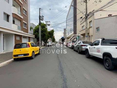 Edifício Vernon - Apartamento - Centro