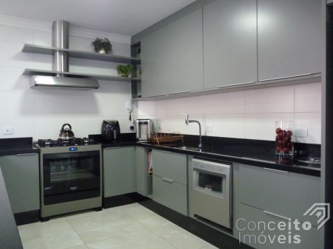 Sobrado - Semi Mobiliado - Bairro órfãs