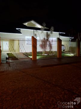 <strong>Linda Residência com Piscina no Bairro Orfãs</strong>