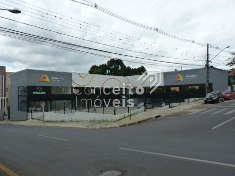 Alberto\'s Street Mall - Centro - Sala Comercial 01