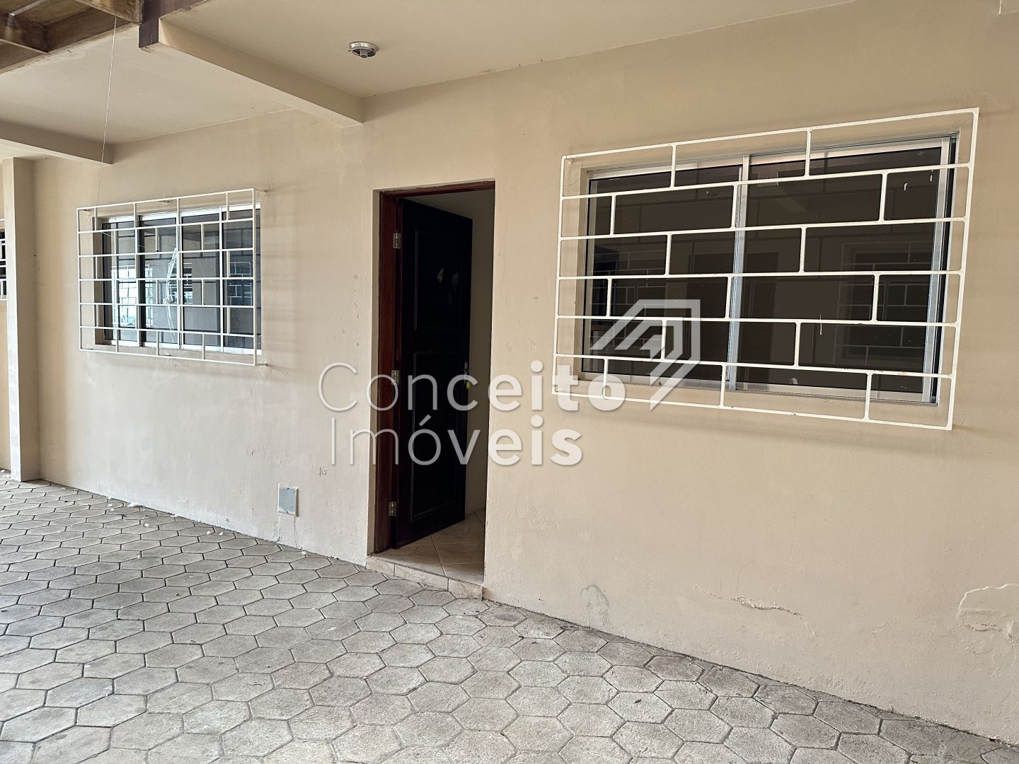 Quitinete - Uvaranas