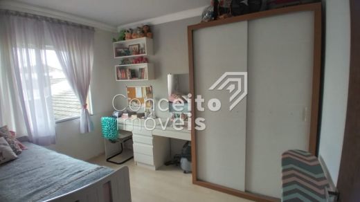Sobrado - Vila Ana Rita - Uvaranas