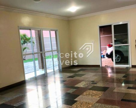 Residência Alto Padrão Com Amplo Terreno - Centro