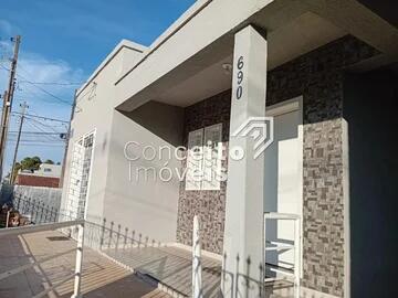 Foto Imóvel - Imóvel Residencial E/ou Comercial Com Edícula - Uvaranas