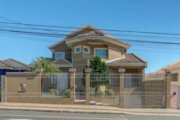 Foto Imóvel - Casa à Venda Com 4 Quartos, 1 Suite, 3 Vagas, 436.8m², Jardim Carvalho