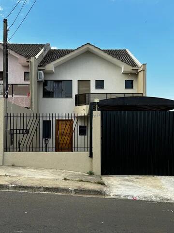 Foto Imóvel - Casa à Venda 4 Quartos, 1 Suite, 2 Vagas, Com Piscina, Jardim Carvalho
