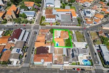 Foto Imóvel - Terreno à Venda - Vila São José - Com 1.070,70m² De Terreno 