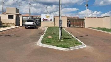 Foto Imóvel - Terreno à Venda No Condomínio Girassol