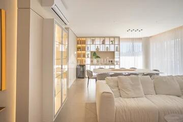 Foto Imóvel - Apartamento Assinado De 192m² No Edifício Unique: 3 Suítes E Mobiliado