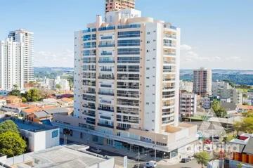 Foto Imóvel - Apartamento à Venda 3 Quartos, 3 Suites, 2 Vagas, 178.64m², Centro
