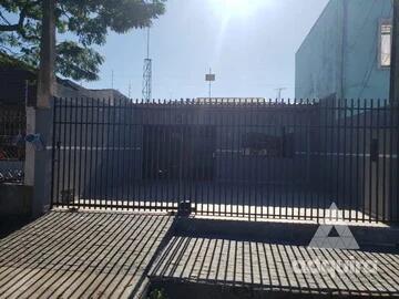 Foto Imóvel - Casa à Venda 3 Quartos, 3 Vagas, 196m², Uvaranas