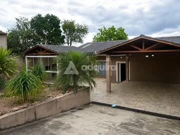 Foto Imóvel - Casa à Venda 3 Quartos, 1 Suite, 2 Vagas, 462m², Neves