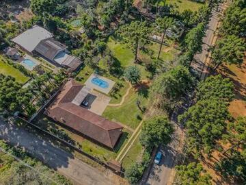 Foto Imóvel - Chácara à Venda E Locação - Com Potencial Para Comercial (eventos), 2.000m²